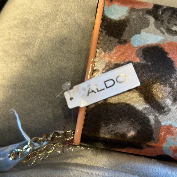 New with tags Aldo clutch or Crossbody bag. This the bag has as silver chain. - Picture 6 of 6
